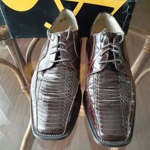 Stacy Adams Snakeskin loafers